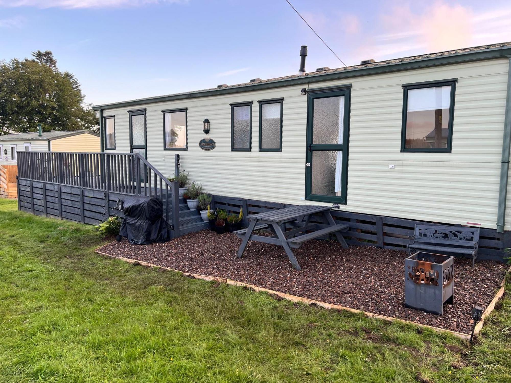 Jungle House No.26 At Three Lochs Holiday Park Newton Stewart Eksteriør billede